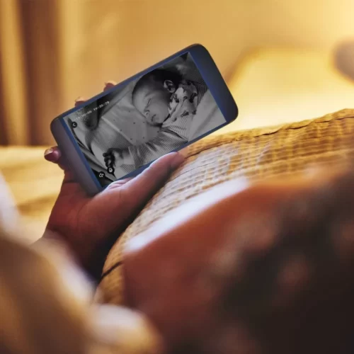 Smart White 720p Wi Fi Enabled Voice Activated Indoor Security Camera4